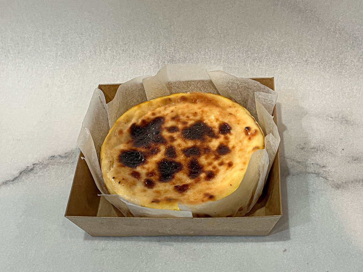 ปัจฉิมเค้ารับทำ basque burnt cheesecakeน้า สั่งก่อนล่วงหน้า2-3วัน

ครึ่งปอนด์ 195-. 

ใช้philadelphia/ครีมแท้  #srnfact