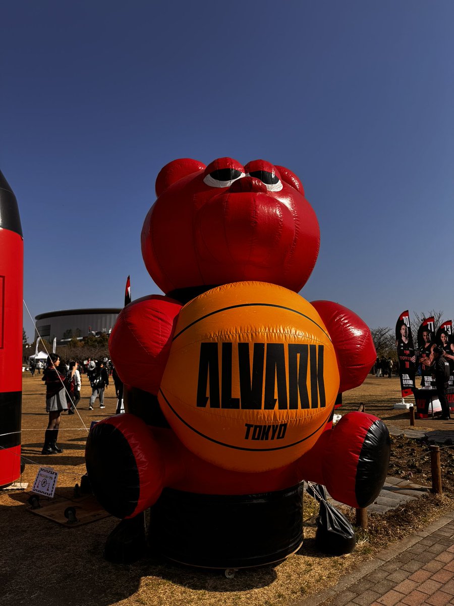 miomio_tw's tweet photo. 今日は初めての1人観戦🏀！
いつも友達と一緒だったからいろんな意味でドキドキする…🥹 https://t.co/NIsmcePPKw