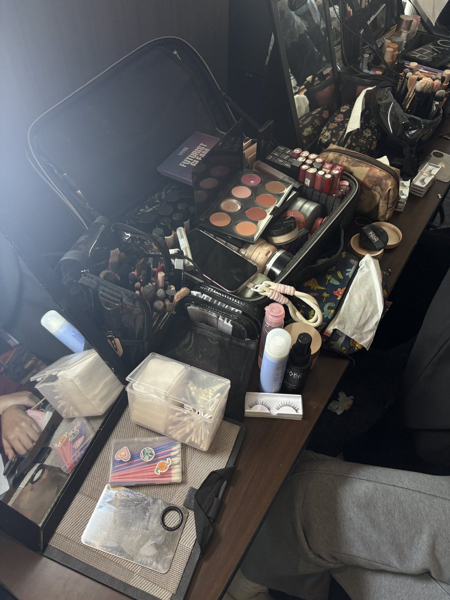 UI Fashion Week 2026 tweet media