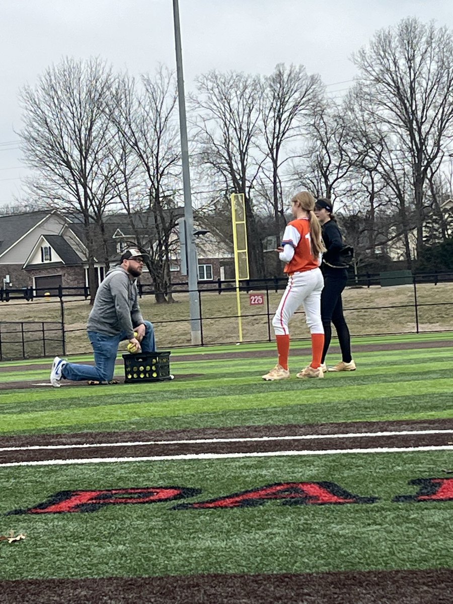 AliyahLaFever's tweet photo. Spent Valentine’s Day with my one true love 💕🥎
Grateful for a family I can put in extra work with!

“You can’t put a limit on anything. The more you dream, the farther you get.”
— Cat Osterman
@ECBullets2029 @redhawkssball 
@ExtraInningSB @LineDsoftball @PrepSoftball @ondecksoftball 
@PGFnetwork
