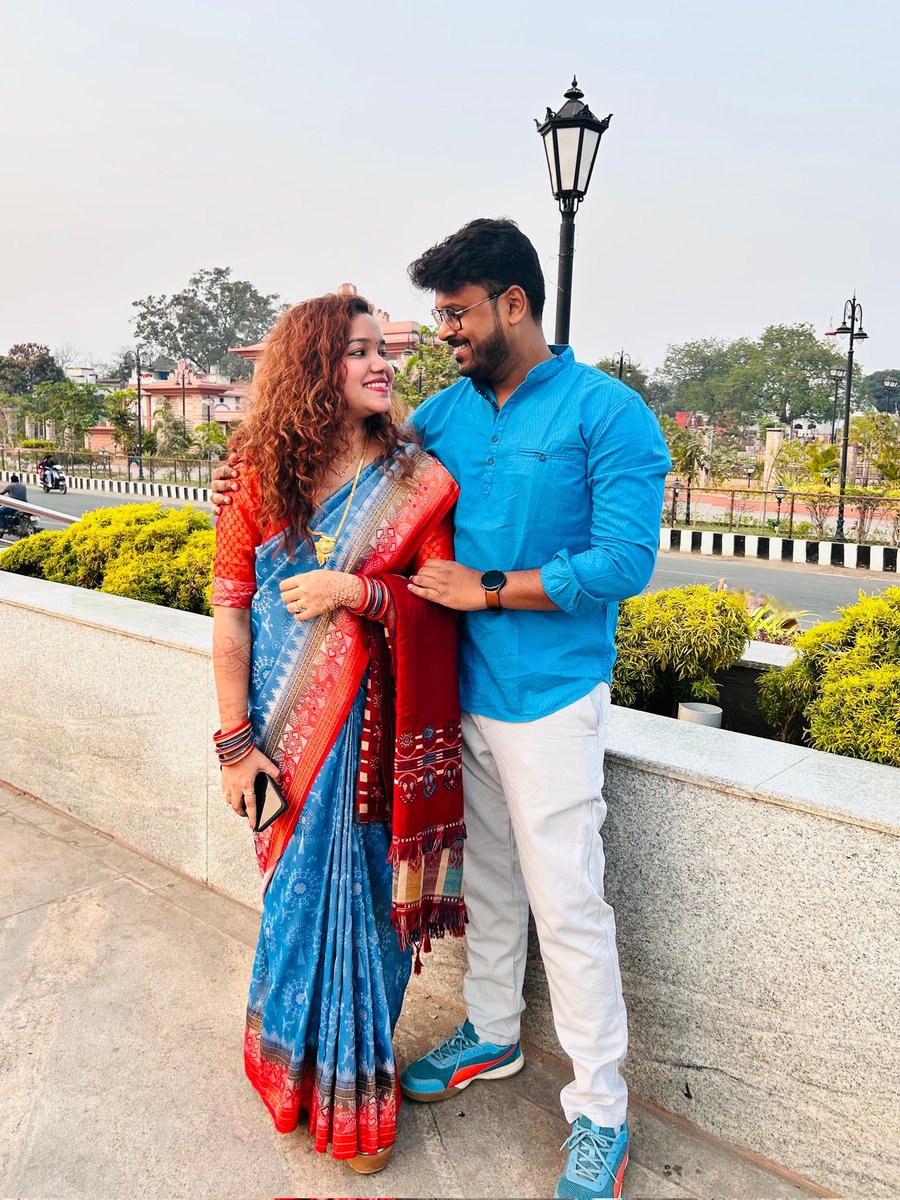 Sriyanka97's tweet photo. Dear God! The one residing within me is verily You.

Starting a new phase of my life with divine darshans🙏🙌

#Jayjagannath #Jaymaasamalei #marriedcouple #BlessingsofGod https://t.co/MVkAMRsJpw