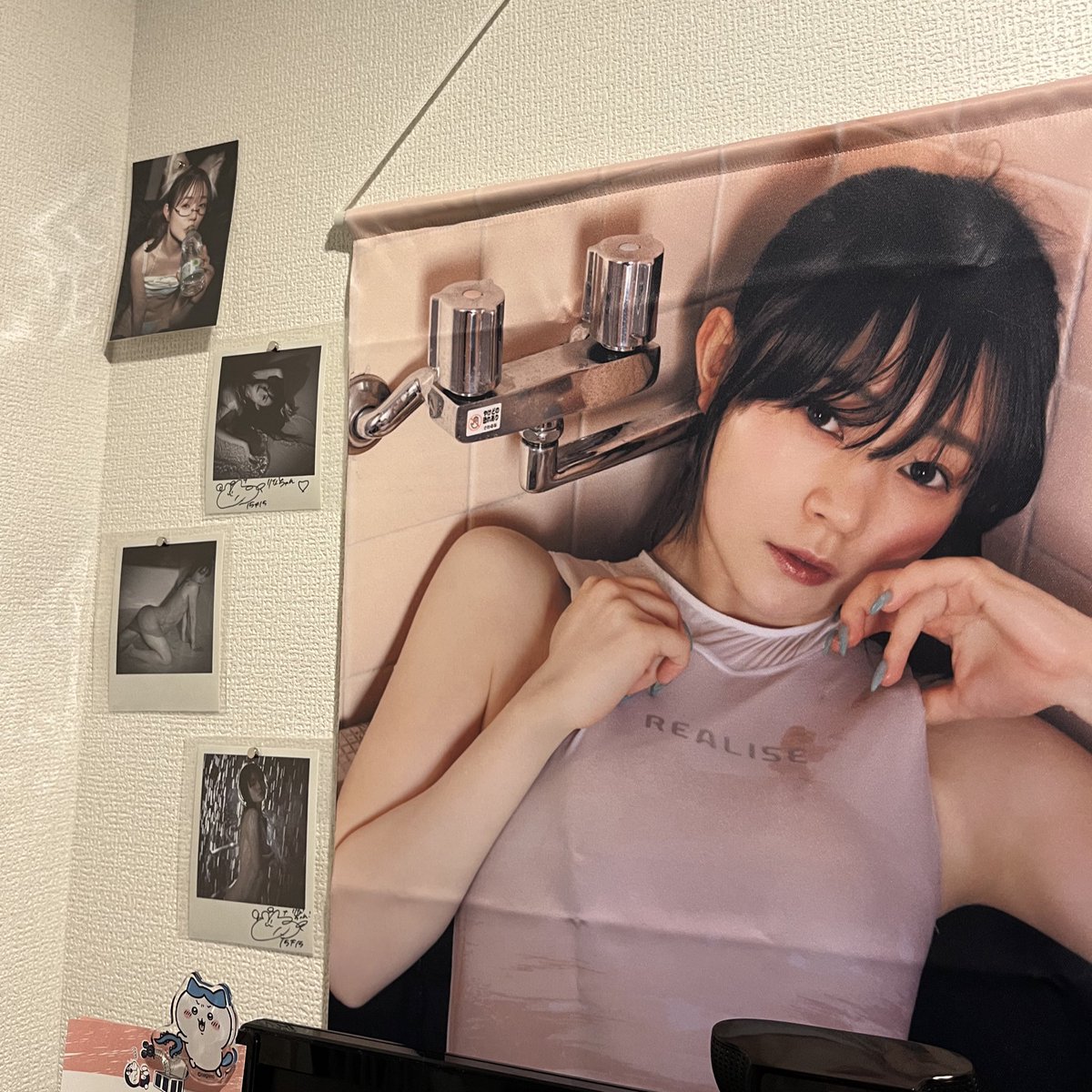 りな tweet media