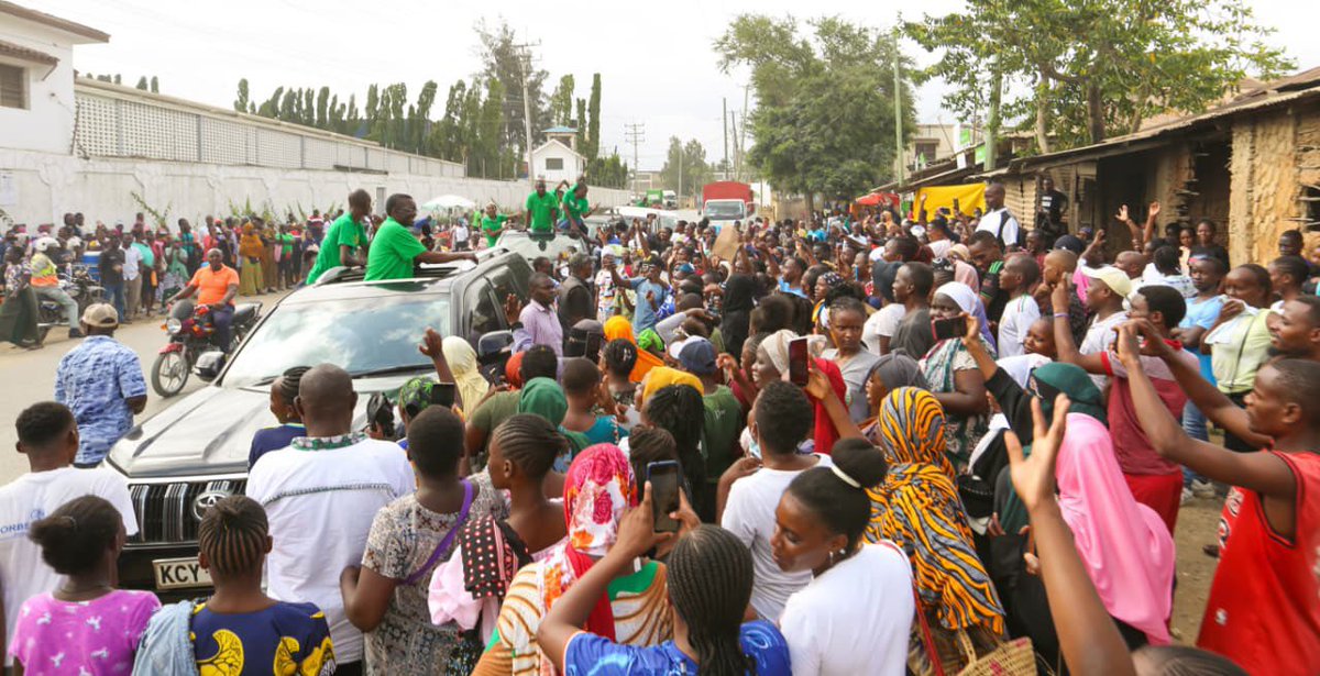 The last time we were in Mombasa with CJ Emeritus David Maraga. Organic crowd, zero mobilisation,  zero handouts,  just love, good vibes and Inshallah. #UkatibaCaravan #UkatibaMovement