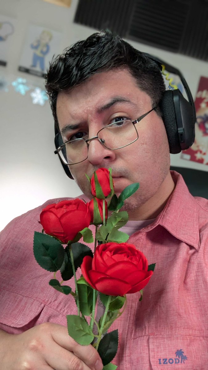 Ethan 🤡✨ I FatsackFails tweet media