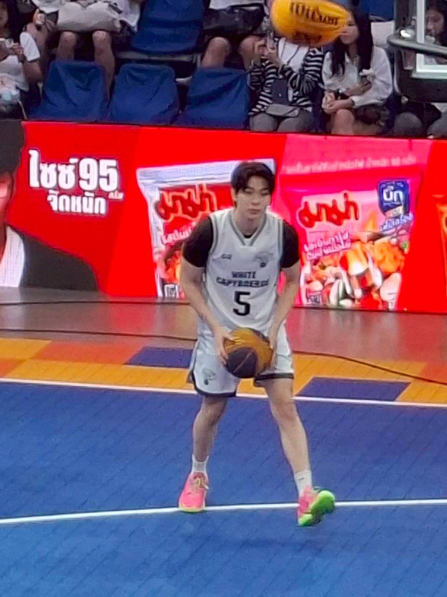 LiSeuxh's tweet photo. วันนี้สู้ๆนะครับลูกชาย🏀ไม่ได้ไปหาไม่ได้แปลว่าไม่รักไม่คิดถึงยังมีความห่วงใยให้เสมอเล่นให้สนุกนะครับสู้ๆ✌️✌️💚🌻❤️
@mytonsrn #mytonsrn 
#ต้นรักของศรัณญ์ https://t.co/HoYm5IkhBo