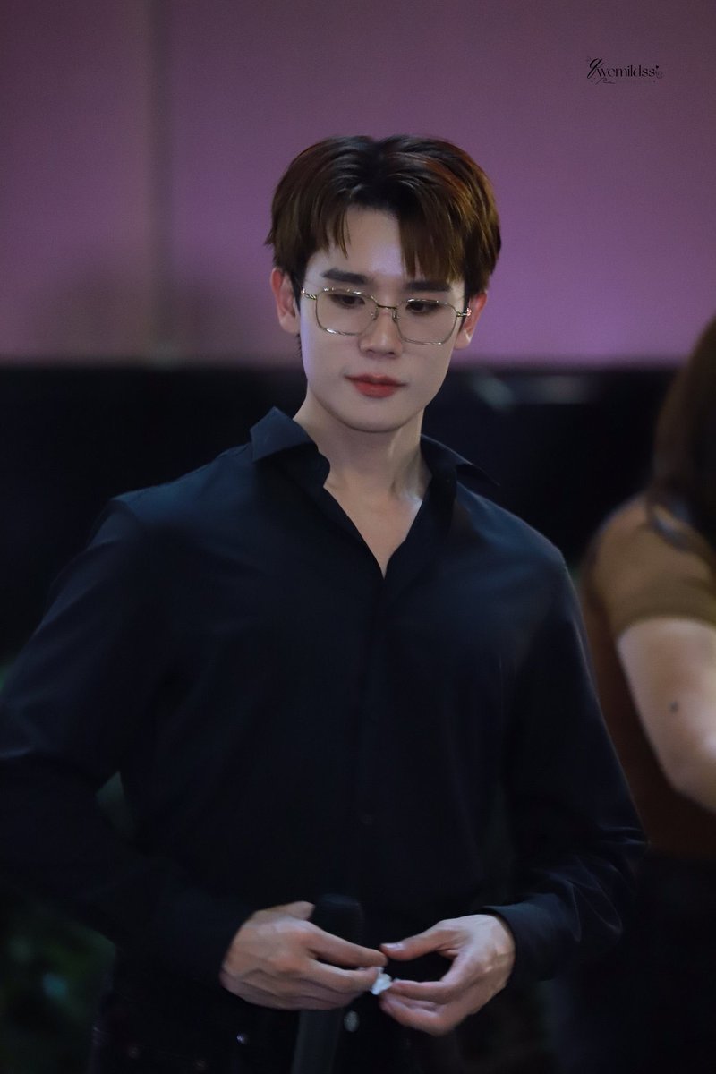 ไม้เมืองป่ะ ยัยปราบว้าวุ่นละ