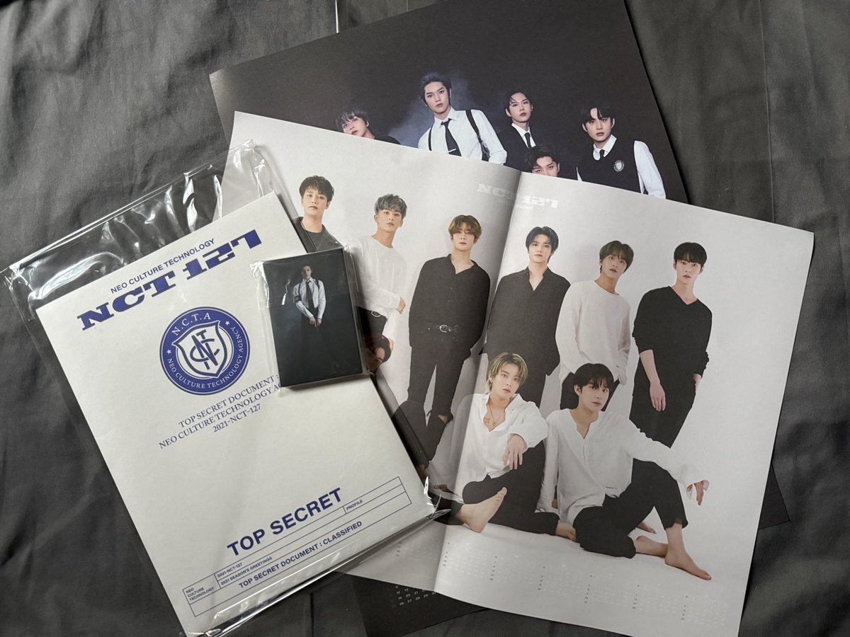 garin_im's tweet photo. wts lfb PH

NCT 127 unsealed 2021 Season’s Greetings, on hand

dm for inquiries
item price + Isf (ggx)

Php 400 https://t.co/hyk6EbBKV5