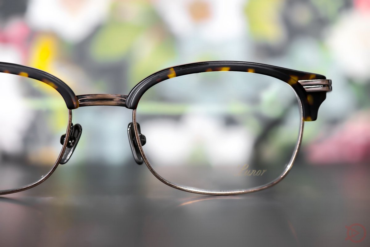 VisioOptical's tweet image. Experience the beauty of bespoke craftsmanship with Lunor eyewear. Designed for those who seek refinement. Available at Visio Optical. #EyewearWithHeritage #LuxuryDefined