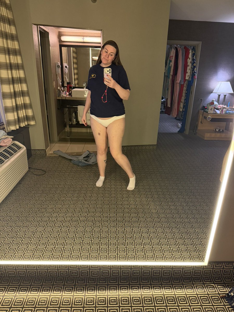 Spankingland's tweet photo. @benjiwedgie 7) brunch and antiquing: white scalloped top from aerie https://t.co/qOpLRGKkWC