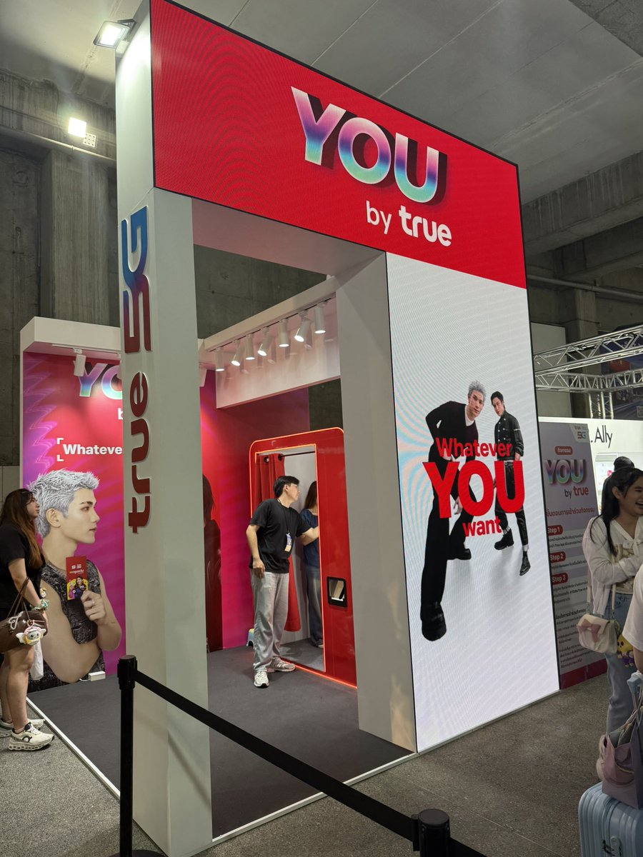 Otithongklan's tweet photo. #YOUbytrue #BESTwithyou
#RISERCONCERTD3 https://t.co/uTwEZnN4D9