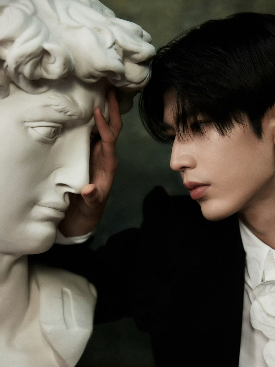 📸 260215 Zhang Linghe Studio Weibo Update #张凌赫 #ZHANGLINGHE