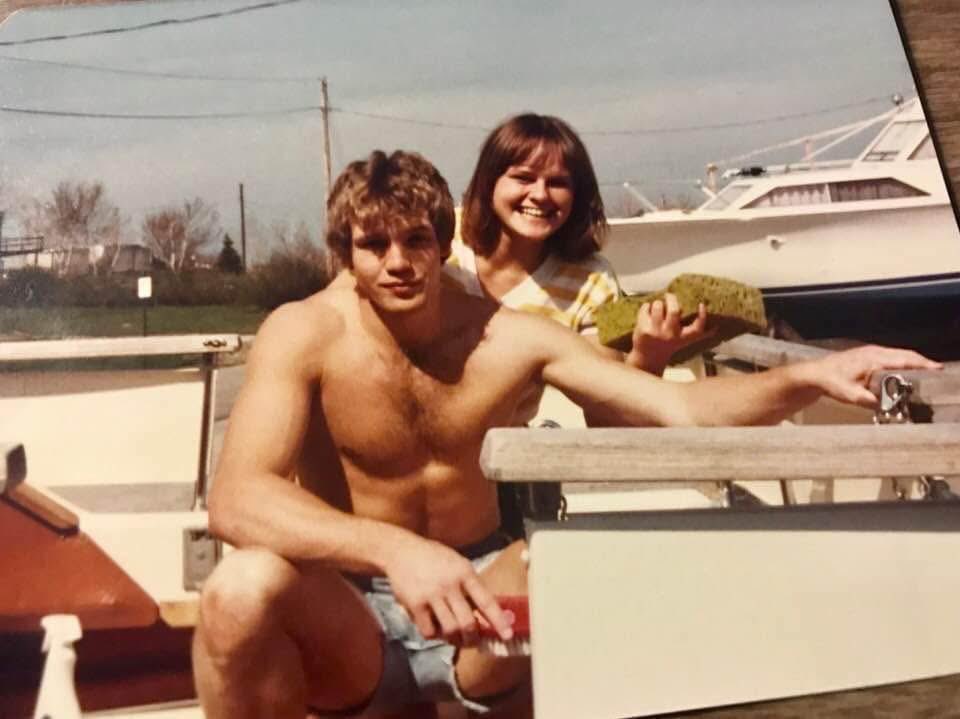 bryangalloway59's tweet photo. Happy Valentine’s Day to Lois, my college sweetheart and wife of 43 years! https://t.co/zV80DD5zlv