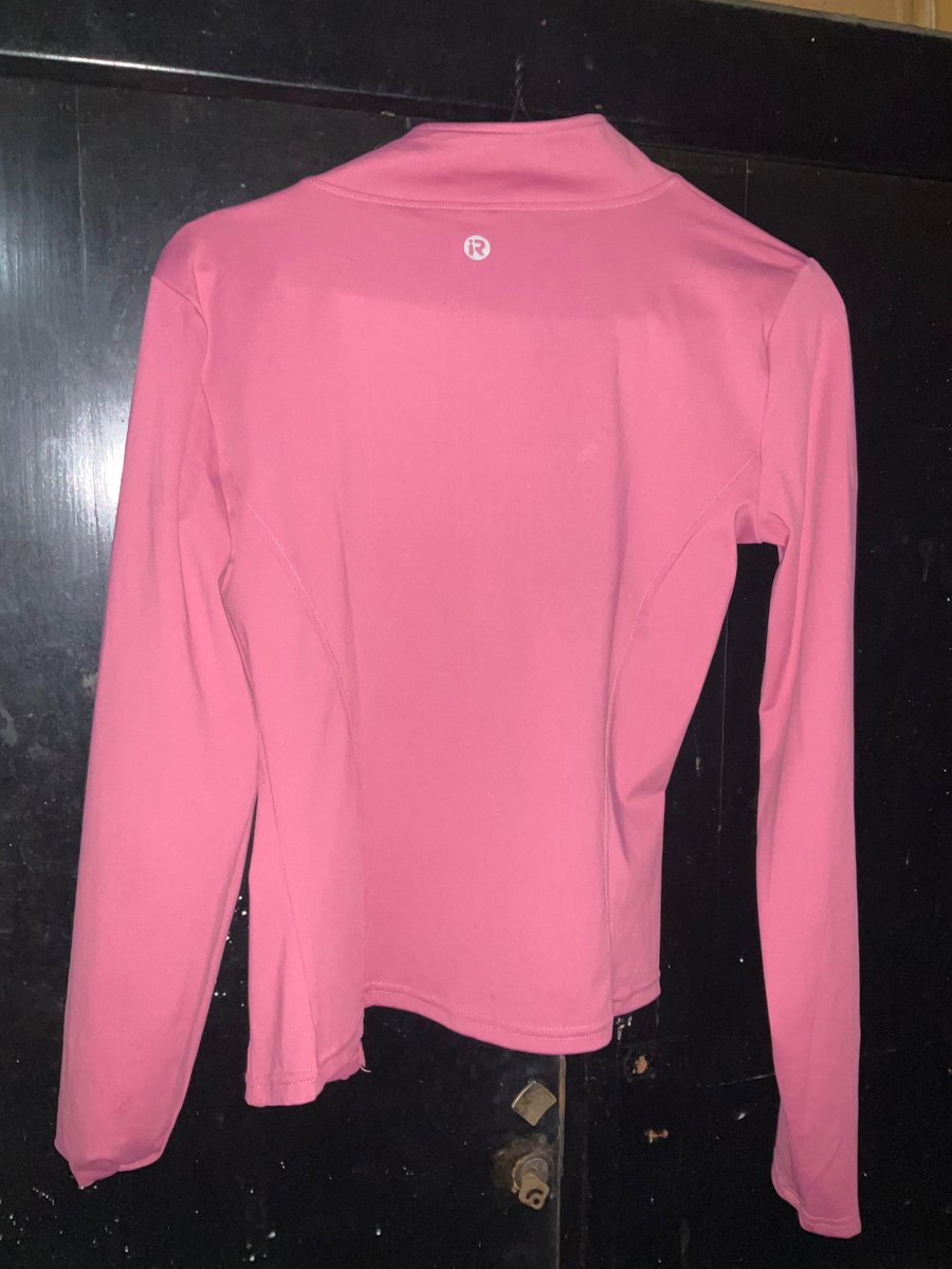lilclodyskies's tweet photo. @lowqueenn Huawei band 6 + jaket reytorrm 225rb sajaa yuu https://t.co/WbiJpWzT4j