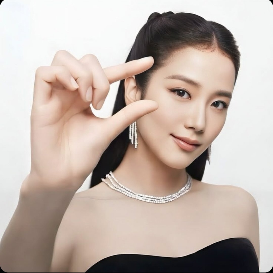 plutoinaugust's tweet image. heyy? #SEAblings #Knetz