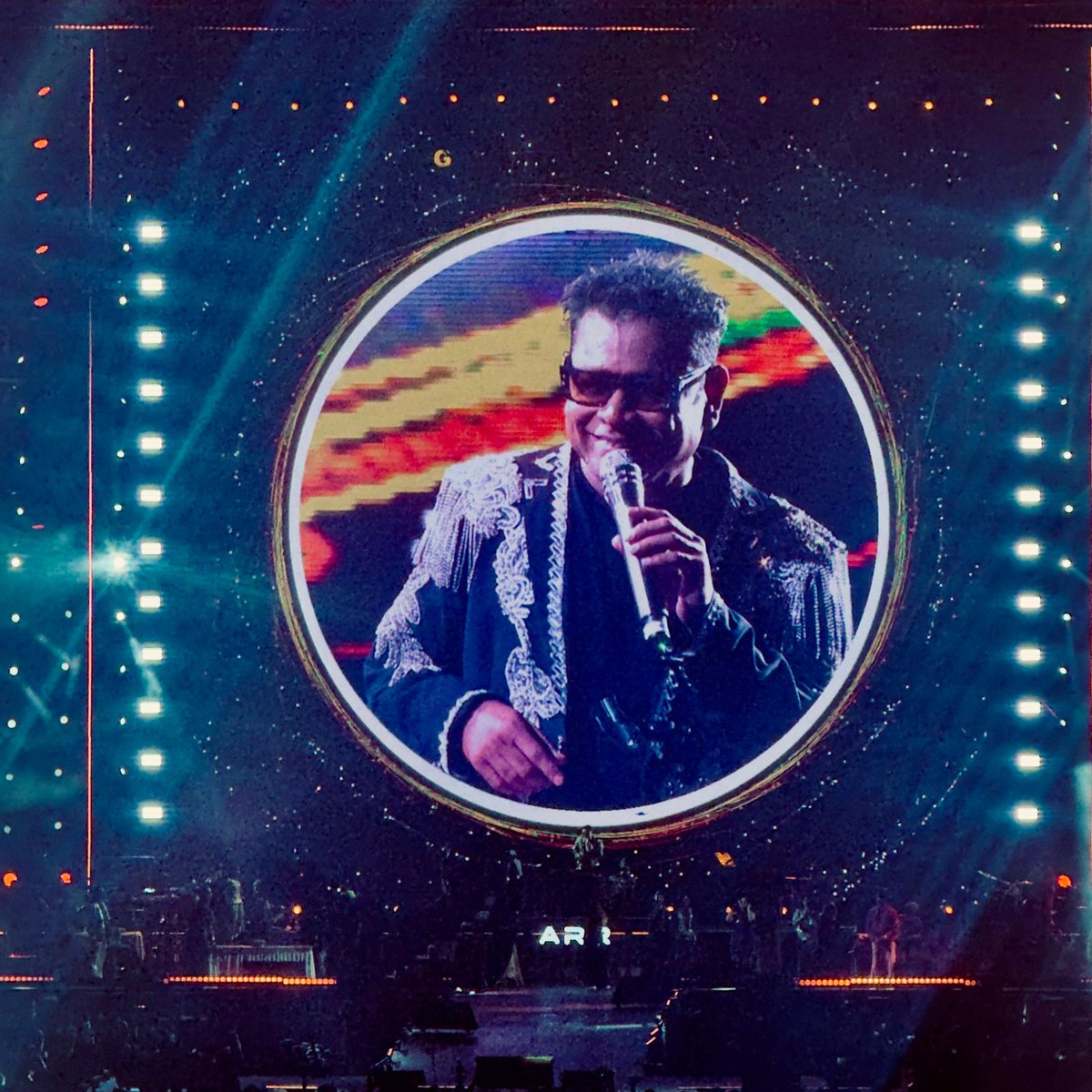 ARRahman_News's tweet photo. #ARRahman's Chennai concert set list ❤ One of the best ever... Lucky people 🥳 

1. Jana gana Mana 
2. Muqala Muqabla
3. Yakkai thiri
4. Irumbile oru idhayam 
5. Mayile 
6. En kadhale
7. Kadhal rojave
8. Netru ilatha matram
9. Ennavale adi ennavale
10. Kurukku siruthavale
11. Ennai vilai azhage
12. Moongil thootom
13.Neethane Nethane
14. Sonalum ketpathilai
15.Kannalane
16. Mannipaya
17.Poongatrile
18.Raasa kannu & Rasaathi 
19. Munbe vaa
20. Yenna sola pogirai
21. Bheegi bheegi
22. Tere bina & Aaruyire
23. Chinna chinna aasai 
24.Mutha mazhai 
25. Muthu theme music
26.Nee singam dhan 
27. Dil se re 
28. Uyire
29. Deewana deewana ( Hin + Tam ) 
30. Khwaja mere khwaja ( Tamil & Hindi ) 
31.Kun faya kun 
32. Minsara poove 
33. Nadaan parindey ( Rockstar) 
34. Sadda haq ( Rockstar) 
35.Mallipoo
36. Adangatha asuran
37. Yennai izhukuthudi
38. Chinnama chilakama
39. Jingucha
40. Anju vanna poove
41. Hosanna
42. chandralekha
43. Kay sera sera 
44. Yethu 
45. Mustafa Mustafa 
46. Endrendrum punnagai 
47. Jumbalakka
48. Humma humma 
49. Jai ho 
50. Chaiyya chaiyya 
51. Vande mathram