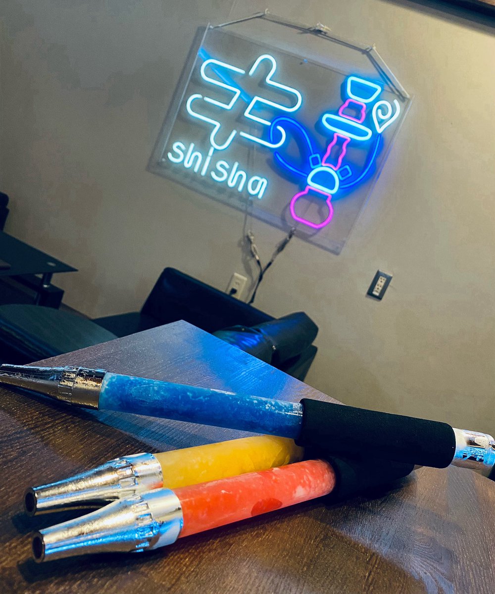 nerima_notequal's tweet image. 練馬シーシャ≠ノットイコールOPENしました👻🌙

おすすめはゴールデンデリシャスアップル×ライチ×ローズの甘いお花MIXです🥀🍎♥️

本日はラストオーダー21時、閉店22時まで営業いたします💫

#練馬　#シーシャ　#練馬シーシャ　#シーシャバー