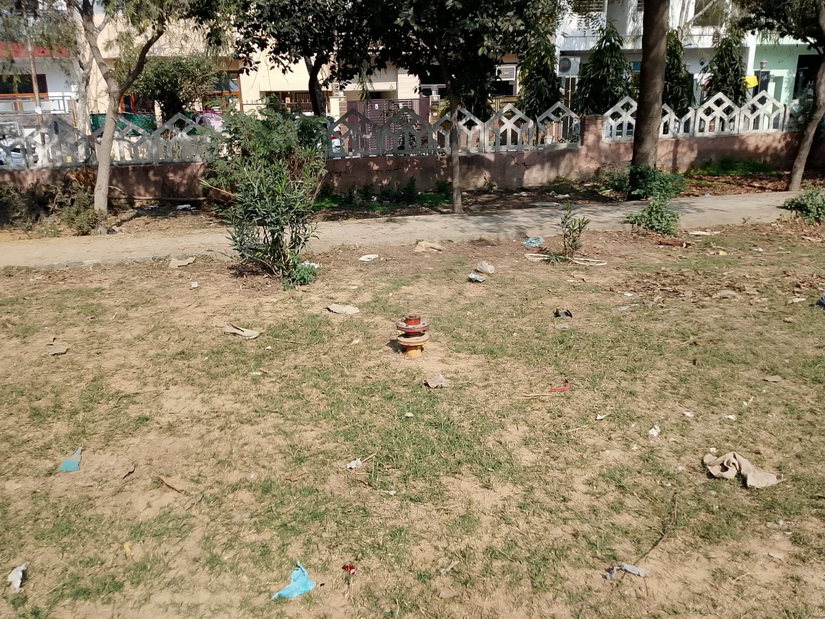 KailashShBJPYM's tweet photo. ये है सेक्टर -Mu1 के c block के पार्क की स्थिति.. ये सुविधाएं मिल रही हैं ग्रेटर नोएडा अथॉरिटी की तरफ से.. ये हैं वर्ल्ड क्लास सुविधाएं। कृपया हो सके तो उचित कार्रवाई करें ।
@OfficialGNIDA @CMOfficeUP @myogioffice @ceoup https://t.co/h8nwD92BOR