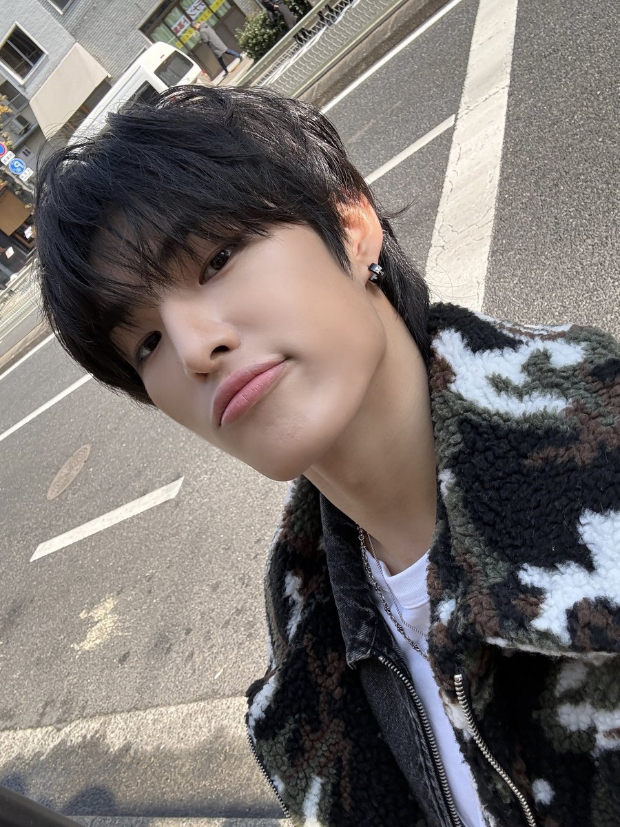 82Message's tweet photo. [#찬이러그]
B✂️

#82MAJOR #82메이저 #에이티투메이저
#윤예찬 #YOONYECHAN https://t.co/BqUWnlojva
