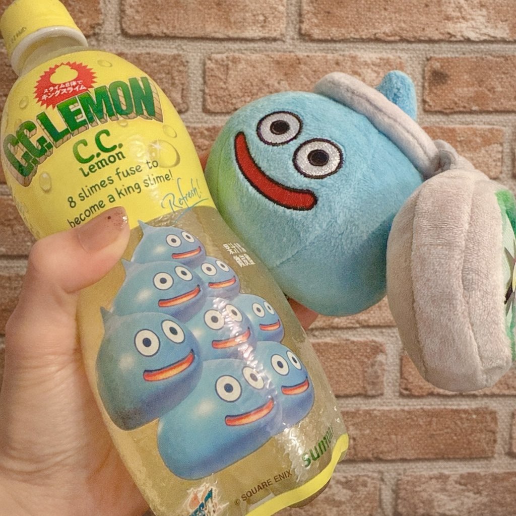 ドラクエ的おやつ
CCレモンの合体前スライム可愛い
