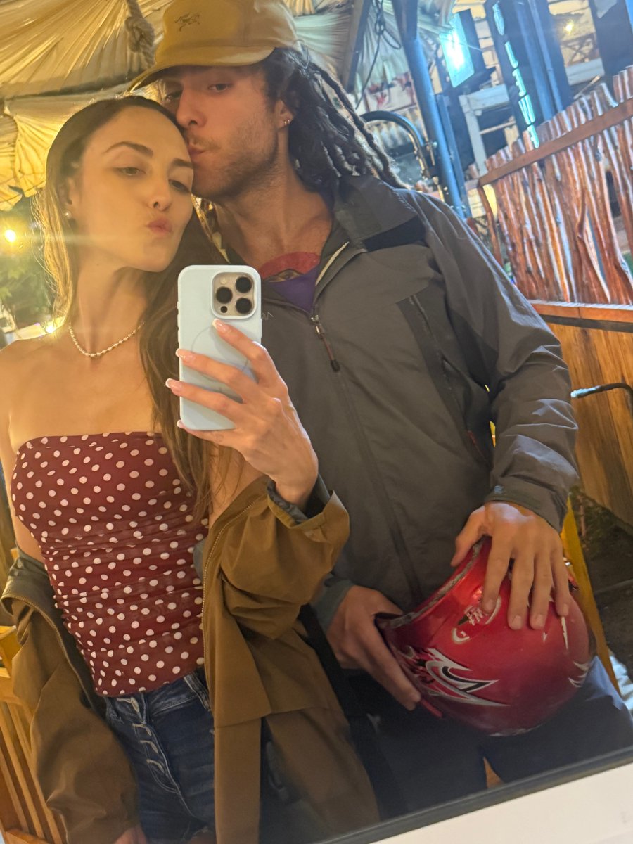 Sober. Vegan. Happy 💜