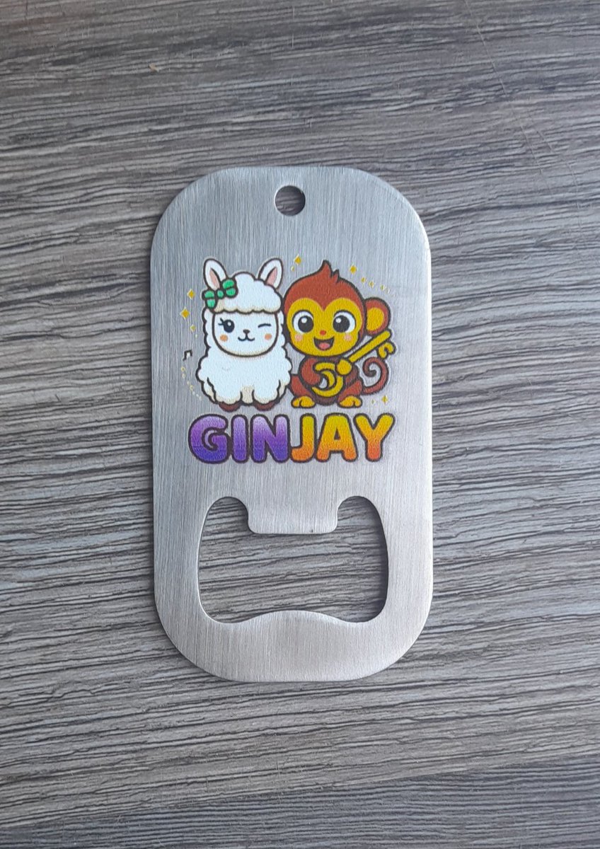 ใครมารับที่เปิดขวดจากเรา เราจะเหมาว่าเป็นสายเมา 55555 คือแบบแจกปุ๊บหมดปั๊บ ดูก็รู้ว่าอยากได้ไปเปิดขวดกัน รอบหน้าเอาใหม่ ขอคิดก่อนว่าจะแจกอะไรดี รอFrist EP เรื่อง2เลยคับ

GINJAY HEART TO ALKEY 
#GinnyJaynaFirstFanconTH