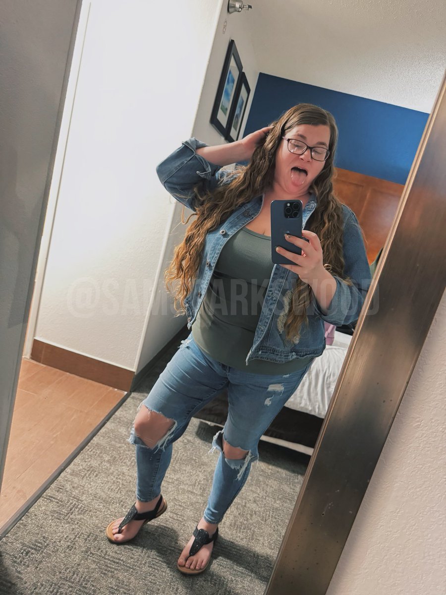 classysavage923's tweet photo. 😝 🖕 https://t.co/eJJrh7koTJ