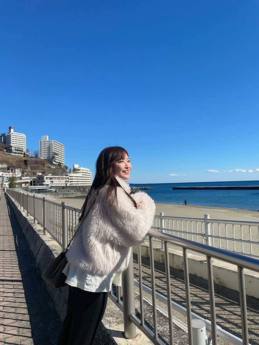 ぽかぽか日曜日だね〜🌷
眩しくて目開いてない😑☀️
#まほりっく