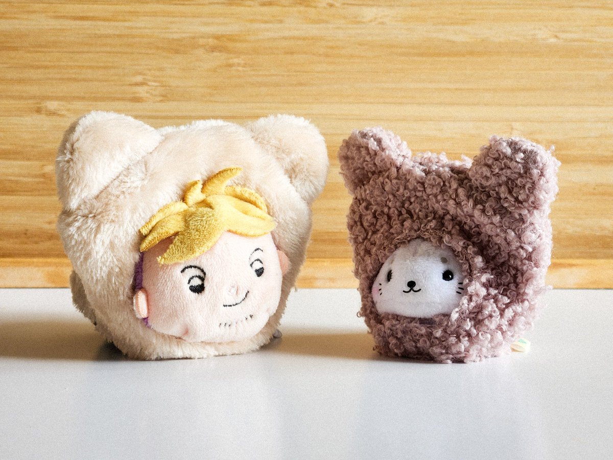 並べて撮っただけなのになぞにウeデiングフoト感出してくるぬいたちよ