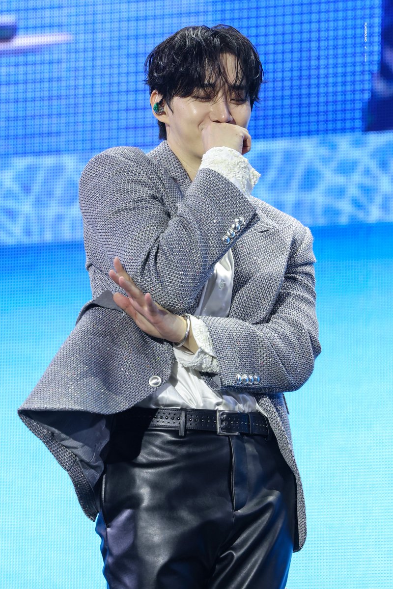 Nataliemiumiu tweet media