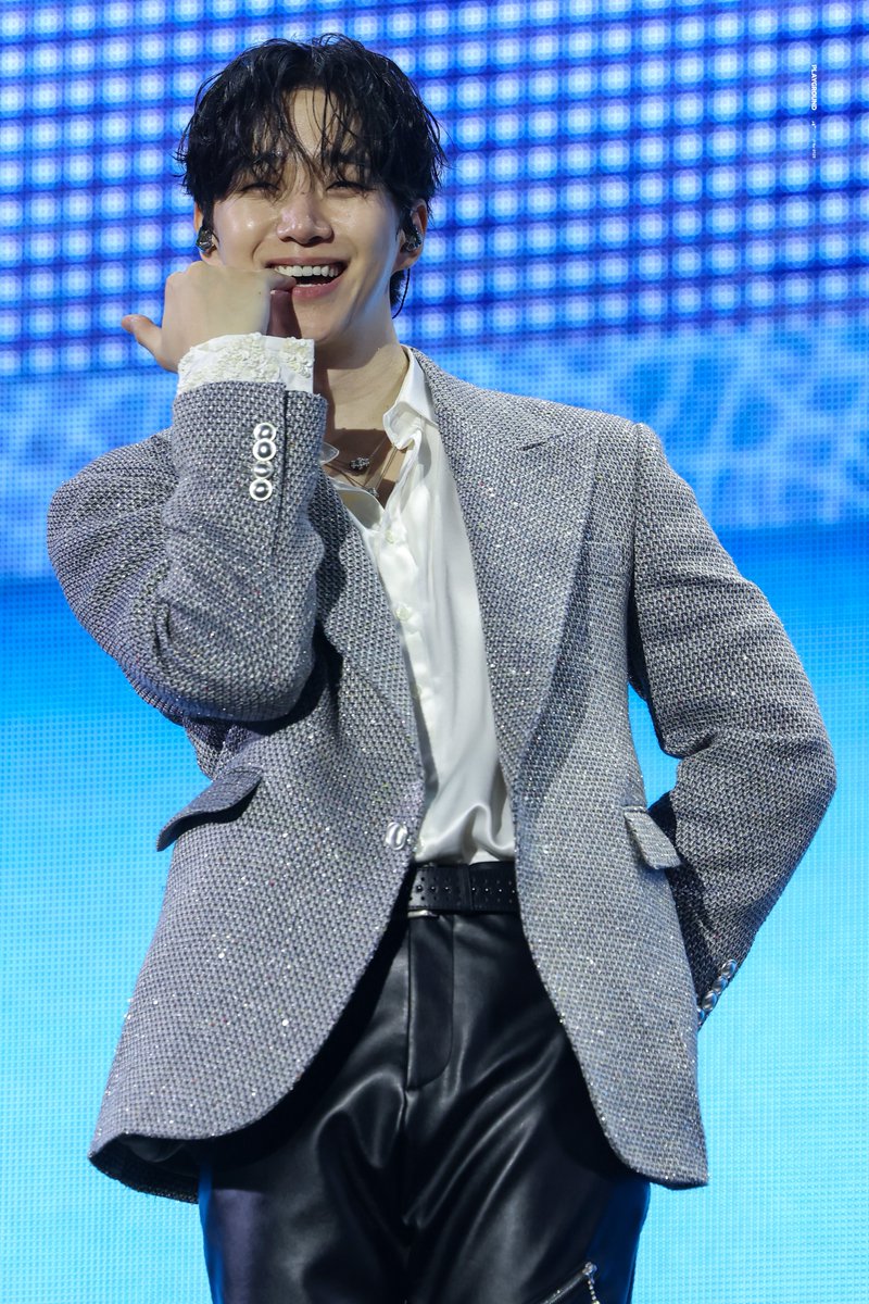 Nataliemiumiu tweet media