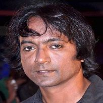 RakeshRosh47687's tweet photo. Audacity of this buffalo faced #PrashantNarayanan to talk trash about #KartikAaryan 😪
Headlines me aane ki ninja technique https://t.co/Dct7cCYlh2