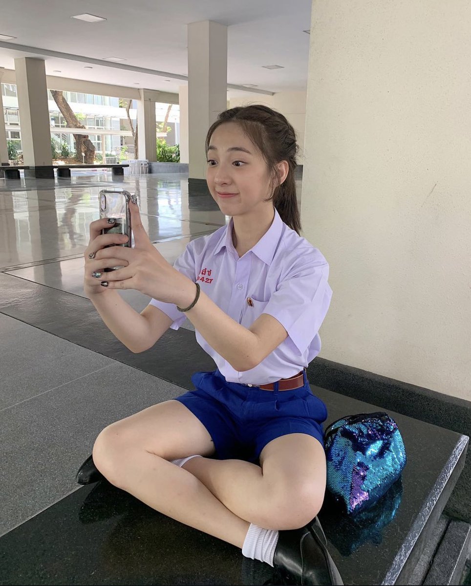 เปเปอร์ที่แปลว่ากระดาษ tweet media