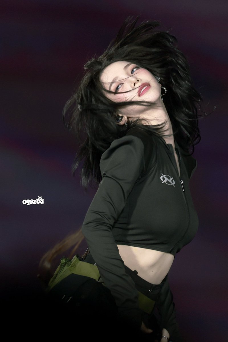 ayszbd_0411 tweet media