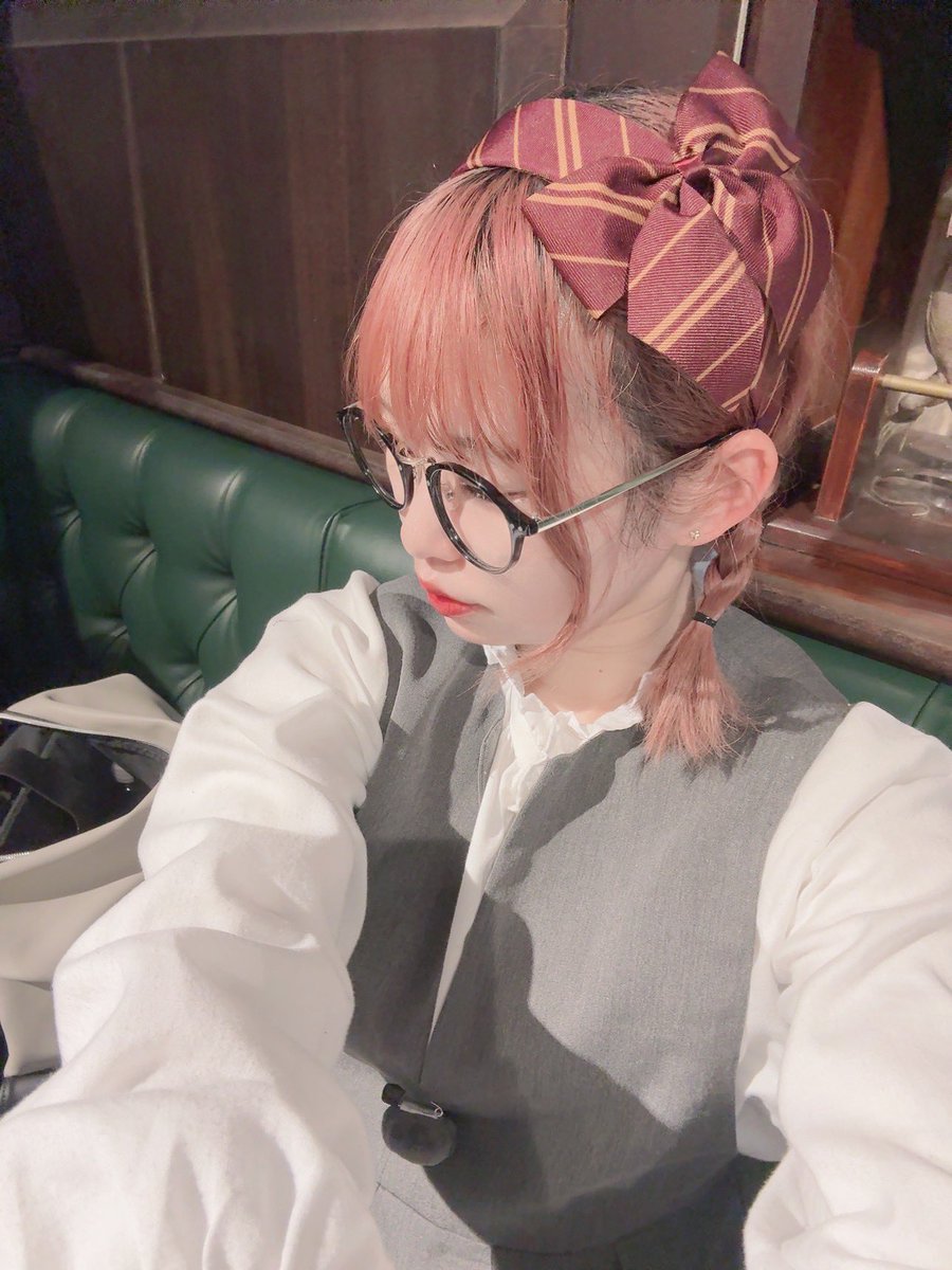 カチューシャにヘアピンつけた
かわいい