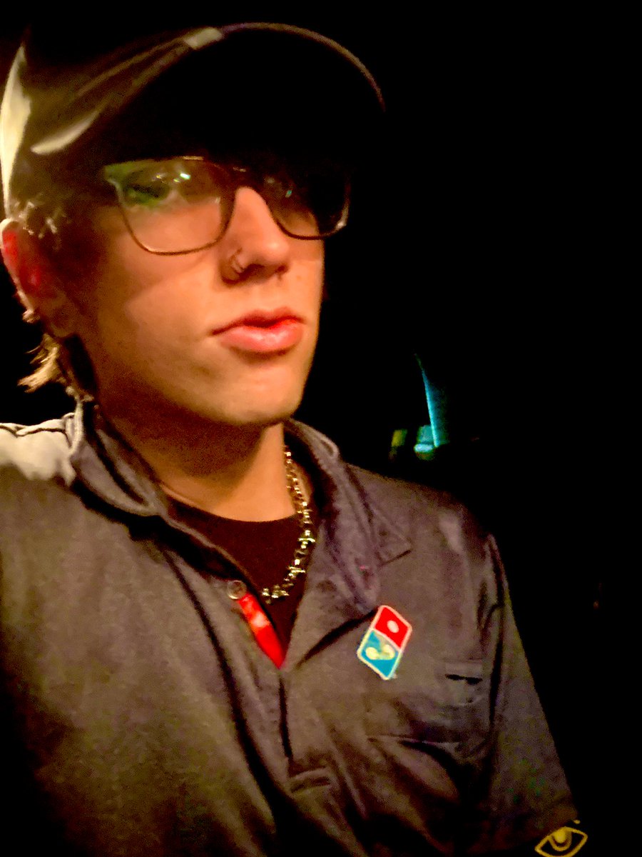 Happy Vday yeah. Flat tire. Stuck on the side of a four lane Highway for 2 Hours now. Missing out on money 2+ hours of work. My spare is flat too. Really my whole life would be better if I could just win a $5,000 lottery