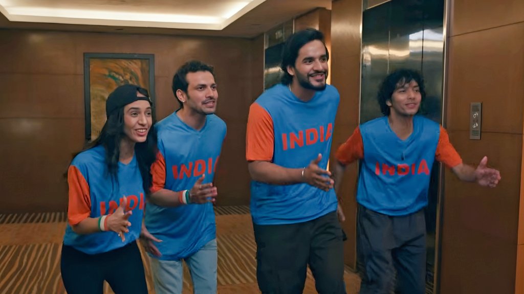 Fanpointofviews's tweet photo. History Repeat Karenge
Padosi Ko Beat Karenge 

Ye ad h bsdk?

This is hands down the most braindead, cringe promo  i have ever seen.

Star should sack its entire content &amp; marketing team , imagine getting paid crores just to deliver this level of creative poverty😭😭 https://t.co/5m4jd6mi7w