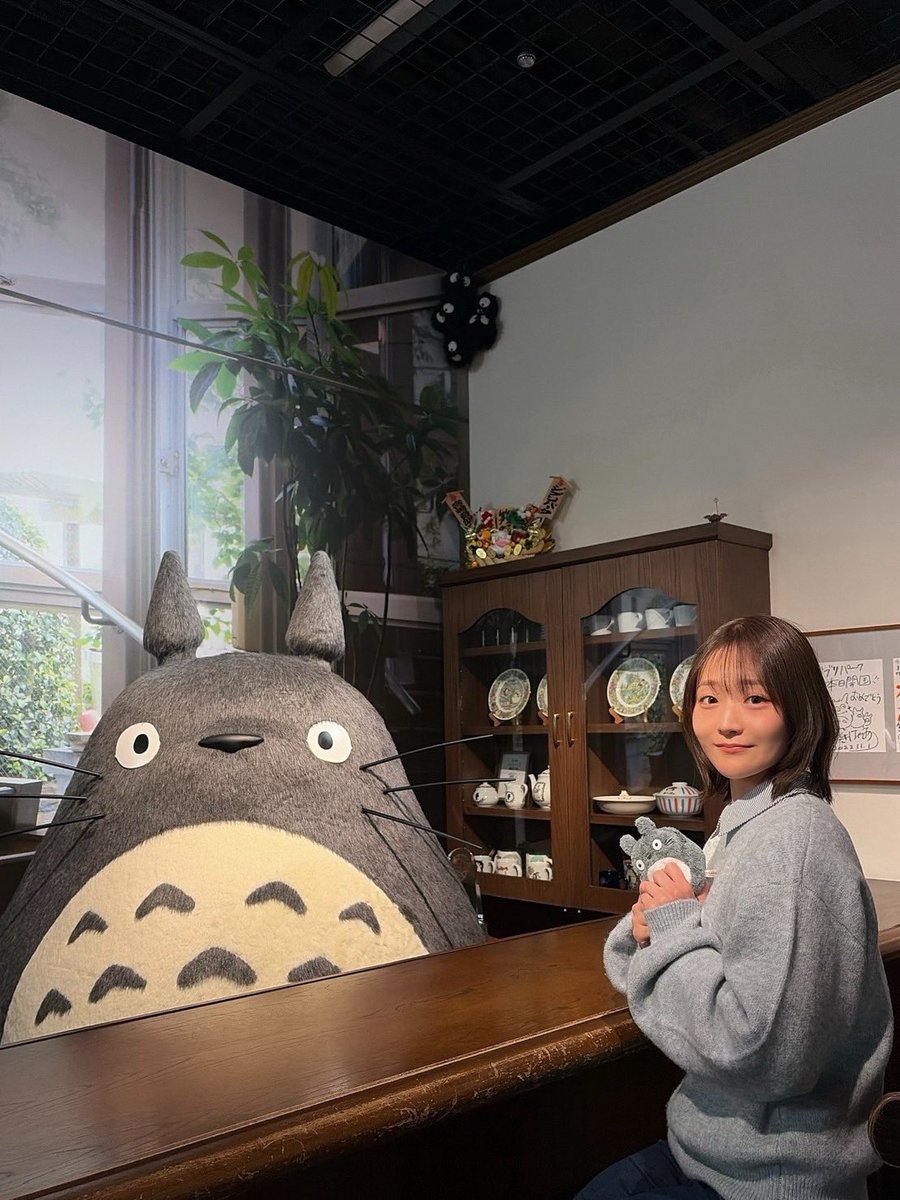 asahi_618's tweet photo. 先月は久しぶりの家族旅行で、ジブリパークに行ってきました✨
大好きなジブリの世界に浸れて感動いっぱいでした🌱 https://t.co/eiGaX6VjEt
