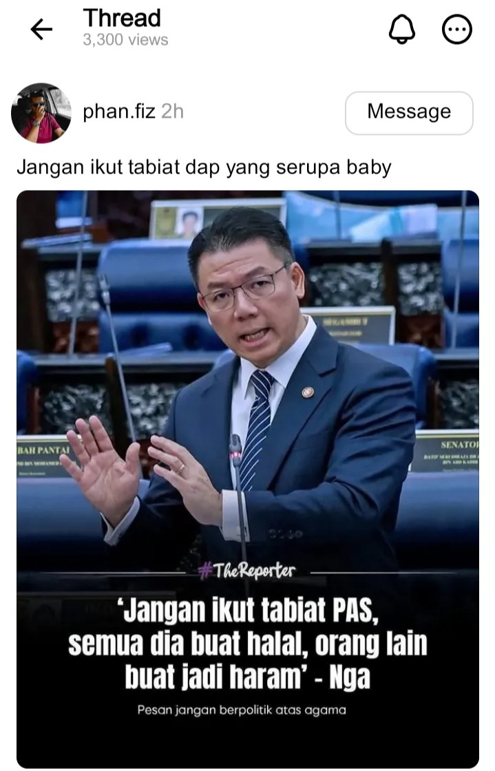 Jangan ikut perangai DAP. Berubah ubah seperti Pok'ko.
Depan Melayu sokong Islam, alim pakai songkok, ziarah Masjid.
Dalam hati, wayang cina. Nak jatuhkan Melayu dan Islam... Hoi baby😂