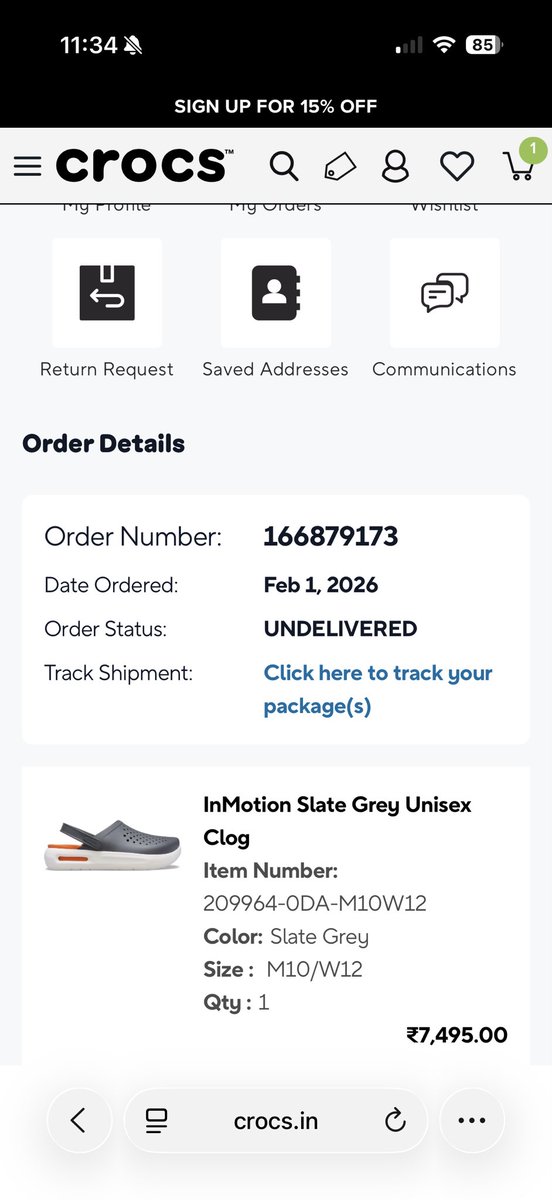 mithunn77's tweet photo. @CrocsIndia Hi scammers, can I have my money back on the undelivered order. It's been 2 weeks you guys are not responding to any of my emails nor giving my refund.#crocs #crocscam https://t.co/h4LuAyj29k