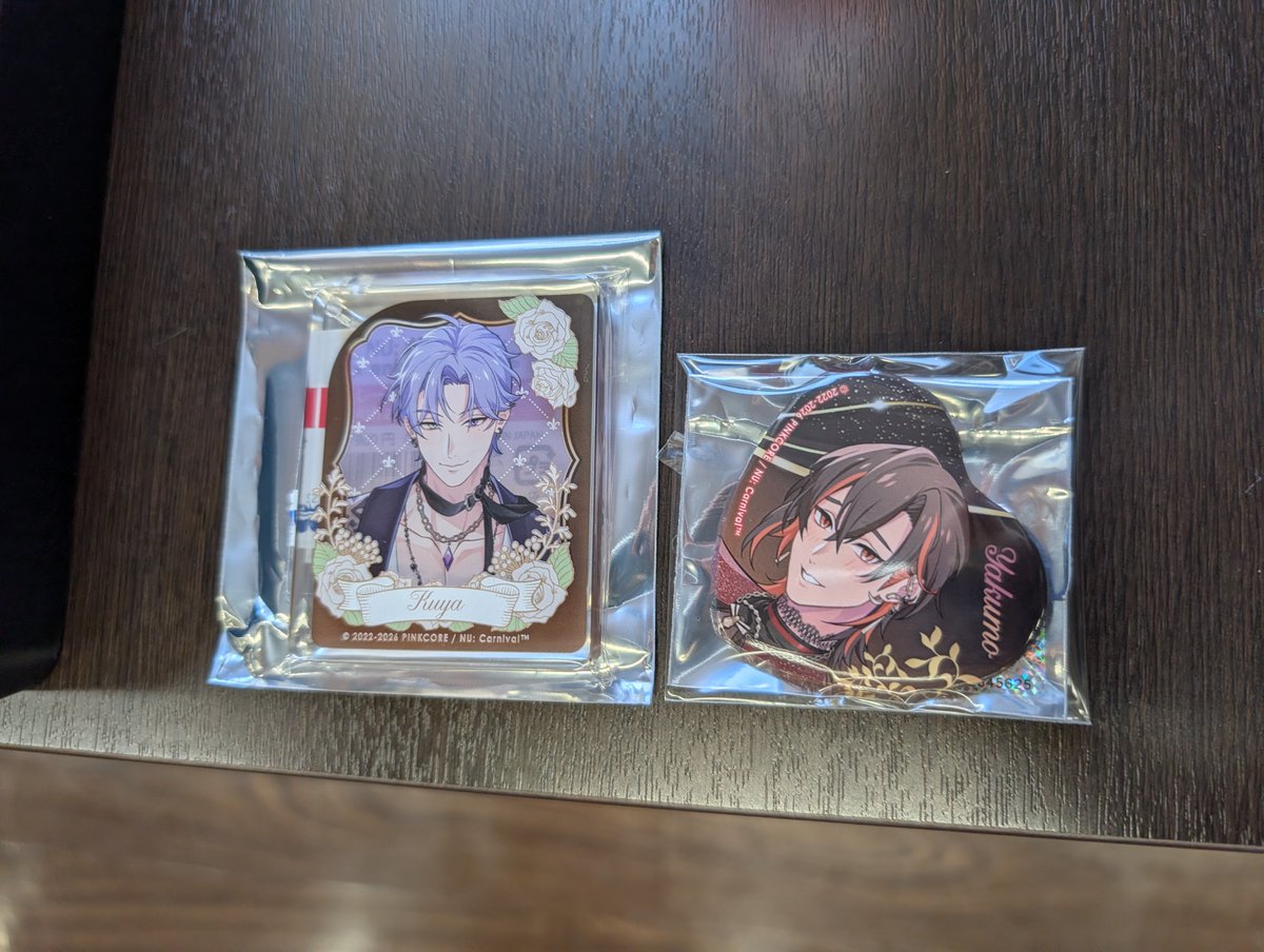 交換】NU:カーニバル アニカフェ ぬカニ 譲）缶バッジ：八雲 コロッタ