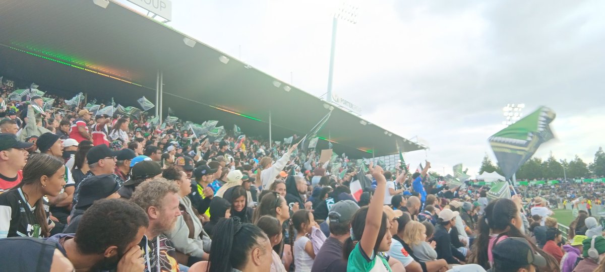 CraigNorenbergs's tweet photo. Great crowd and atmosphere in Hamilton. Fantastic showcase. Well done Waikato league fans! #NRLAllStars #NRL https://t.co/Cz6MtIMtoy