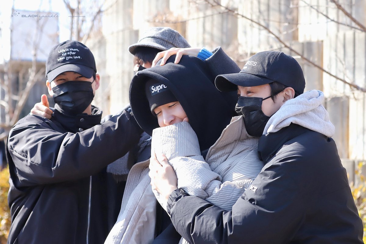 260209 HQ
#이동열 #LEEDONGYEOL <a href="/OFFICIAL_LDY/">이동열 LEE DONGYEOL</a>

형들에게 많은 사랑을 받은 사랑스러운 막내🥰
그냥 잘 지내기만 하면 그걸로 충분해🫶🏻