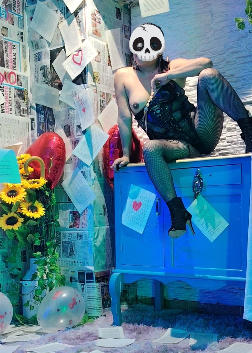 Y que nos dejan plantados otra vez, con celebración, y todo listo, pena de gente que hacen hacen dicer singles formales, ni pex