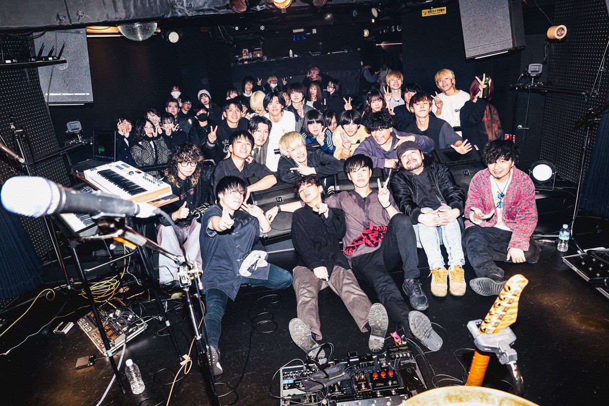 Edna🌙🐺 tweet media