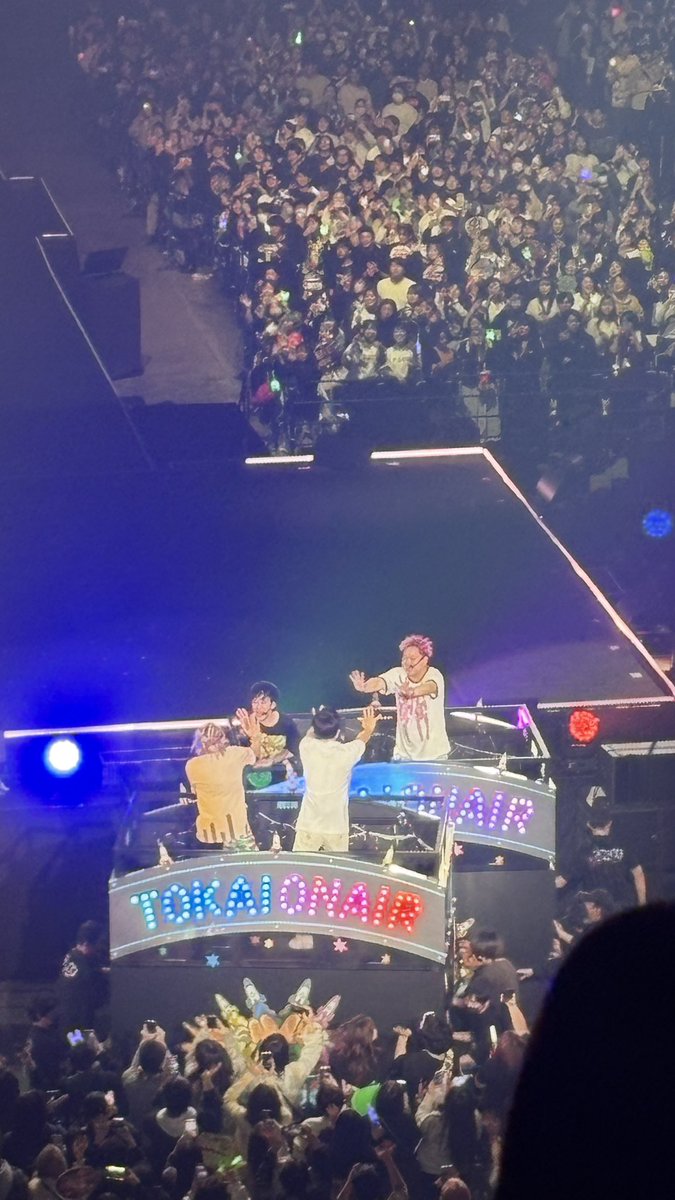 lock_rec's tweet photo. 東海本当���楽しかった!!
しばゆーのVERSACEデコうちわ間に合って幸😭👍🏻❤️‍🔥ケーポで作ってないのにしばゆーで作りたくなって、初めて1から頑張った達成感やばい^_^;
会場にいつもの6人がいるって実感して楽しくて面白すぎて幸せでした🥲
シバッハにてんぷれ〜と♡にリサイタルズまでありがとう!!大好き!! https://t.co/0YjUJ0n1Df