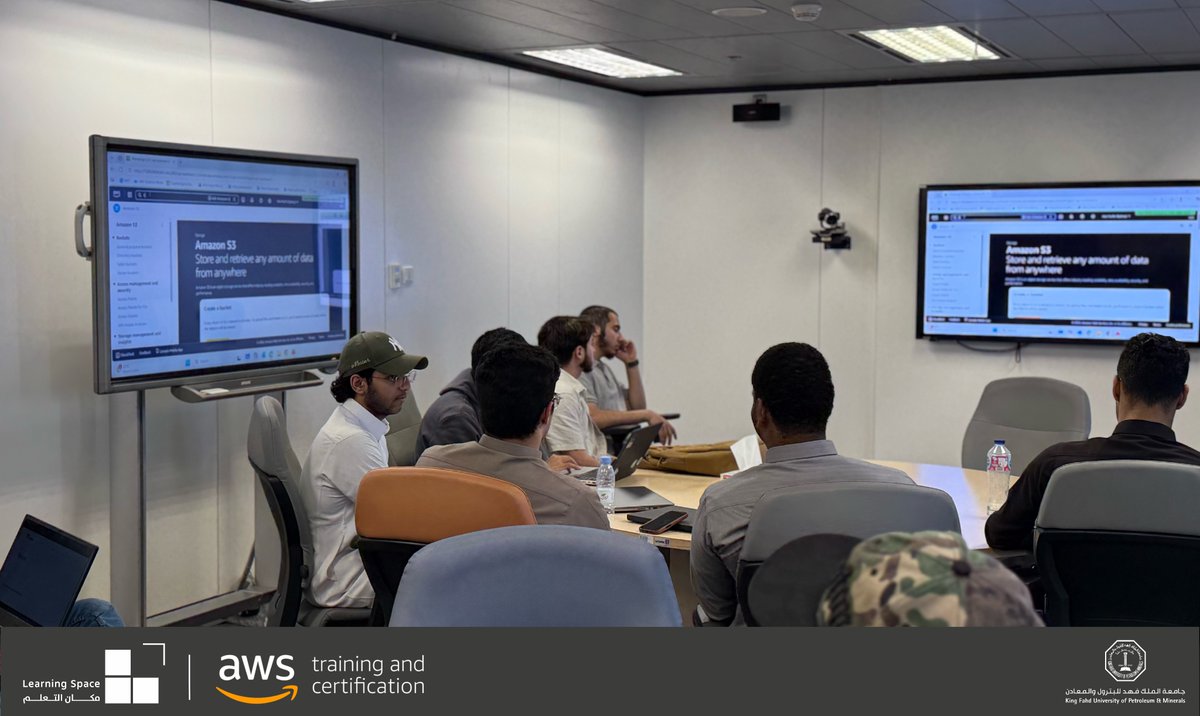 LearningSpaceSA's tweet photo. في إطار تعزيز المهارات الرقمية وتمكين المواهب الوطنية في المجالات التقنية الحديثة، سعدنا في مكان التعلم (Learning Space) بإقامة ورشتين عمل حضورية بالتعاون مع AWS و مركز سدايا للابحاث المشتركة بجامعة الملك فهد للبترول والمعادن (KFUPM)، استهدفت طلاب وطالبات الجامعة ضمن تجربة تعليمية تفاعلية تجمع بين المعرفة التطبيقية وأحدث التوجهات العالمية في الحوسبة السحابية والذكاء الاصطناعي التوليدي.
بحضور الأستاذ المتحدث عبدالرحيم عصام:
Exploring AWS Core Services — The Foundation of the Cloud
استعراض شامل للخدمات الأساسية في AWS ودورها في بناء بنية تحتية سحابية مرنة وآمنة.
Generative AI on AWS Bedrock — From Ideas to Intelligent Solutions
رحلة عملية لفهم إمكانيات الذكاء الاصطناعي التوليدي وكيفية تحويل الأفكار إلى حلول ذكية باستخدام AWS Bedrock.
نفخر بهذا التعاون الذي يعكس أهمية الشراكات الاستراتيجية في دعم مستقبل الكفاءات التقنية، ونتطلع إلى المزيد من المبادرات التي تسهم في تسريع التحول الرقمي وتعزيز الابتكار في المملكة.

#AWS #LearningSpace #KFUPM #CloudComputing #GenerativeAI #DigitalSkills #Vision2030