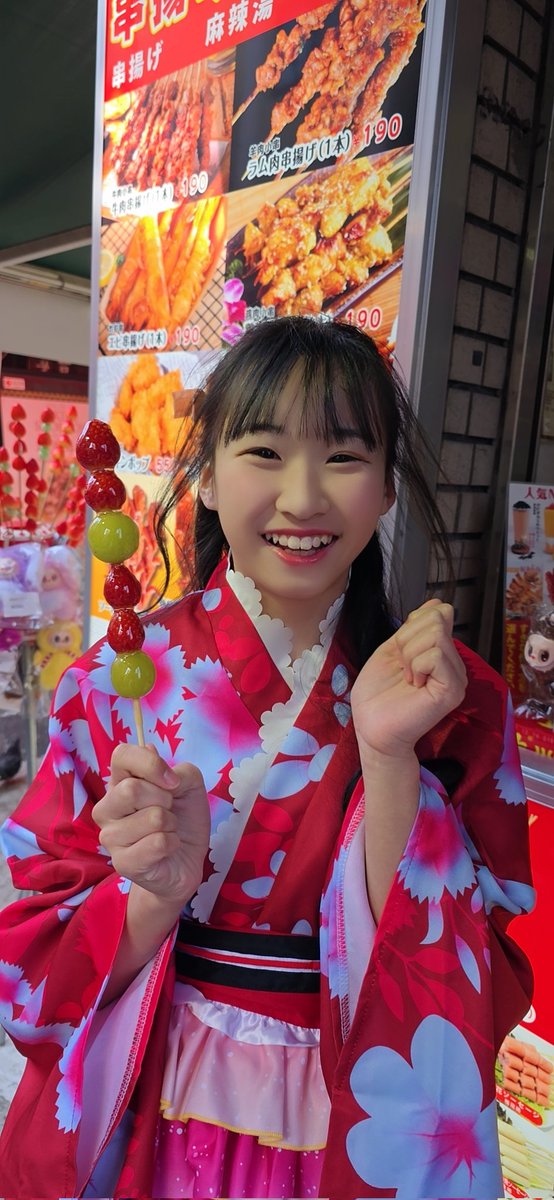 おつゆぴ🤗撮影会してきたよ🧡 今日の衣装は和装なの🤭 休憩中に小籠包