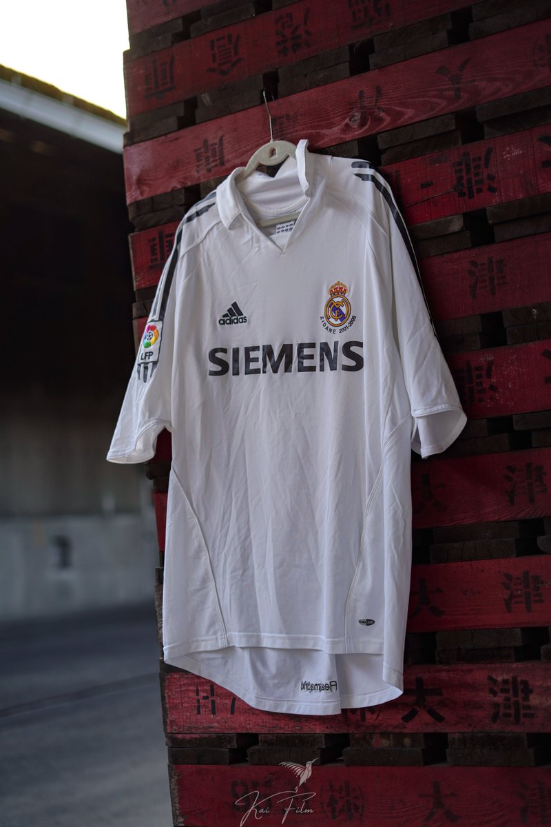 ジャージ紹介第45弾⚽️ レアルマドリード 05-06 (H)ジダン選手