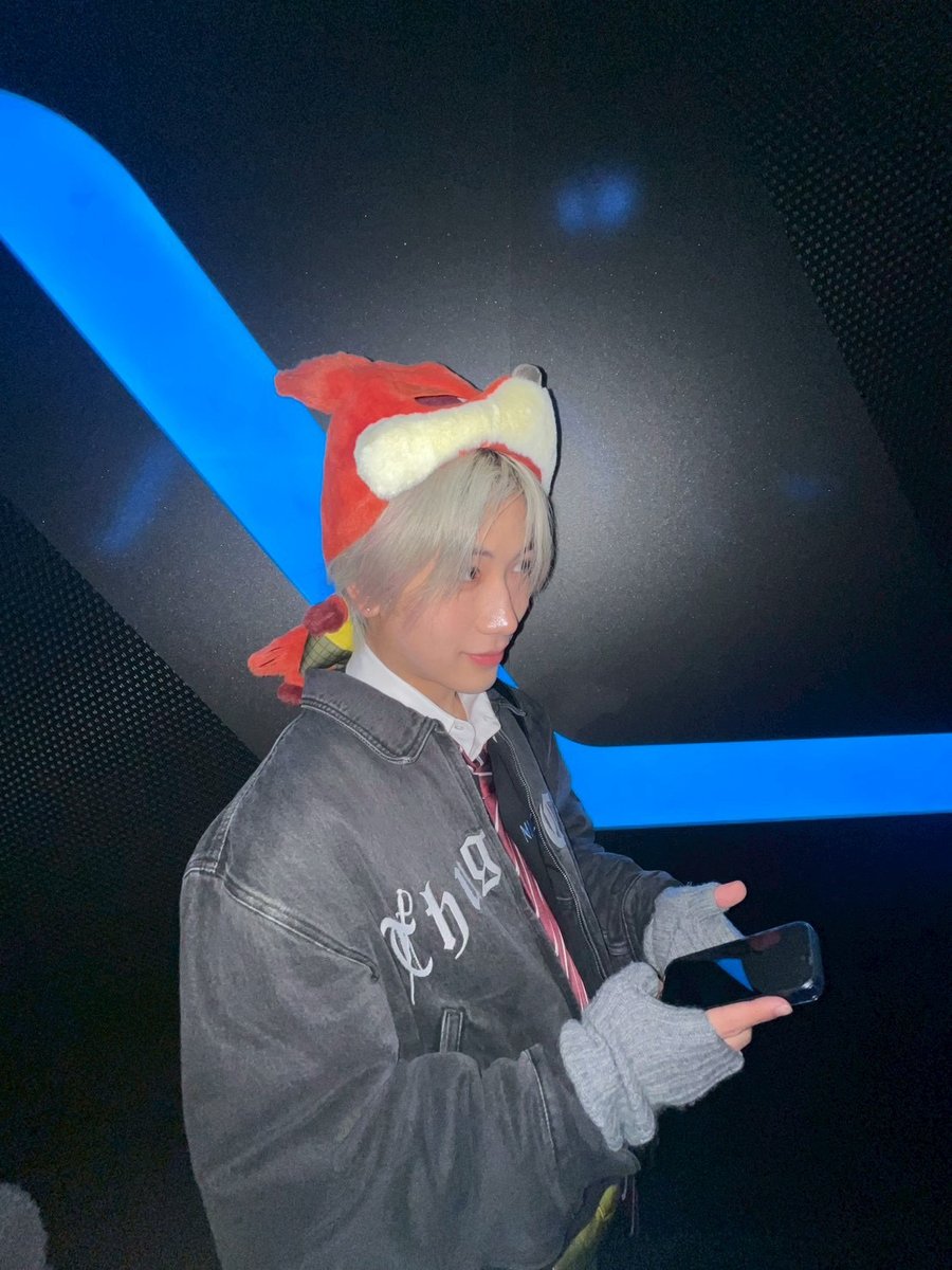 mazzel_official's tweet photo. そして！！本当に本当に念願のMARVELグリ😭😭😭
まだまだ会いたいヒーローいっぱいだよ！！！(激重感情 )
TRONはTRONのためだけに来たいぐらいお気に入りのアトラクション！！🏍

#HAYATO #MAZZEL
#まぜジャック 
#MAZZEL_BANQUETBANG https://t.co/8hWOUJxWHt