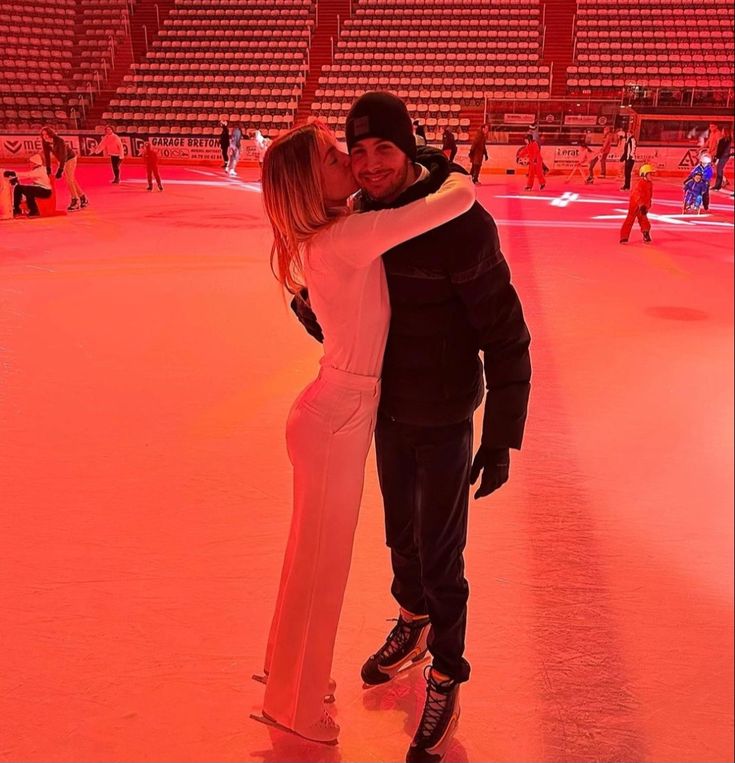 Mi San Valentín 💖

Te amo con el alma. Agradezco tu compañía y todo lo que haces por mi, en verdad eres lo mejor que me pasó. Te amo demasiado <a href="/CarolineSelfish/">𝒞𝒶𝓇𝑜𝓁𝒾𝓃𝑒 𝒫𝓇𝑜𝓃𝓉 𝒹𝑒 𝒪𝒸𝑜𝓃 ೀ</a> 💖